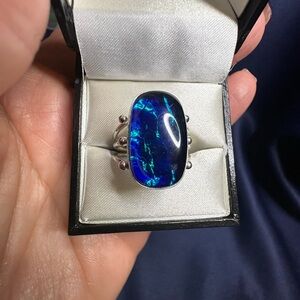 Ring Australian Triple Opal Blue 925 Sterling Silver Triple Band Detail
